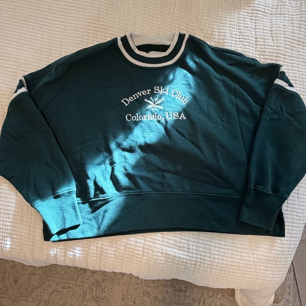 Abercrombie & Fitch Dark Green Crewneck Sweater
